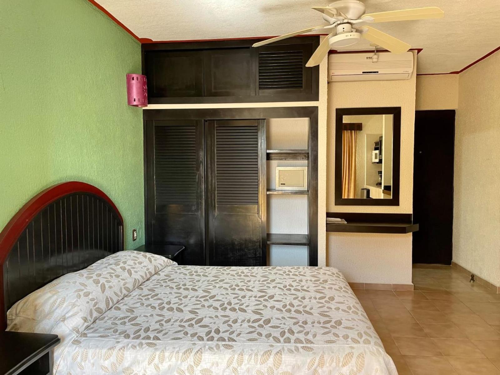 Suites Los Arcos (Adults Only) Isla Mujeres Bagian luar foto